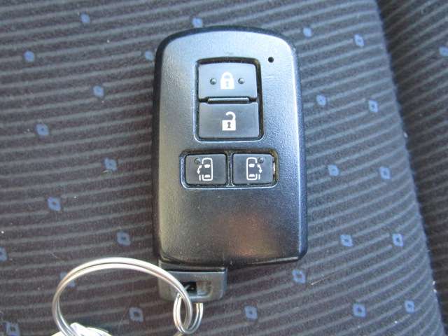 トヨタ ノア １．８ ハイブリッド Ｇ H26年 (関東) 99