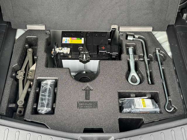 日産 ノート １．２ Ｅ－ＰＯＷＥＲ ＮＩＳＭＯ H29年 (九州・沖縄) 99