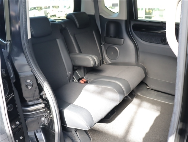 ホンダ Ｎ　ＢＯＸ ６６０ カスタムＧ ターボ Ｌパッケージ H28年 (関東) 99