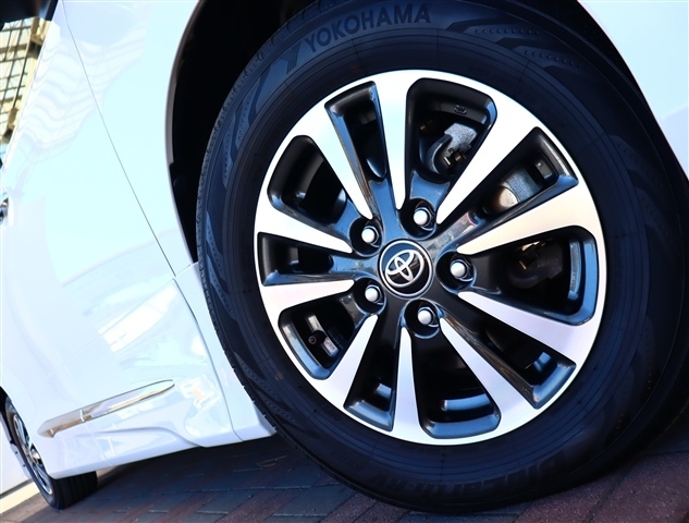 トヨタ エスクァイア ２．０ ＧＩ R2年 () 99