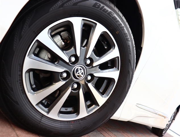 トヨタ エスクァイア ２．０ ＧＩ R2年 () 99