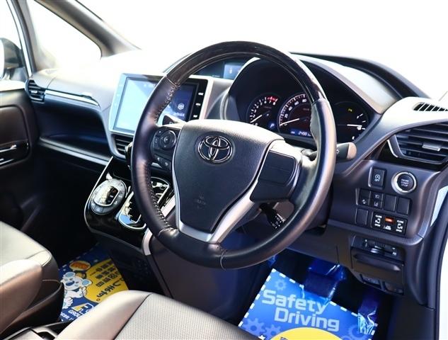 トヨタ エスクァイア ２．０ ＧＩ R2年 () 99