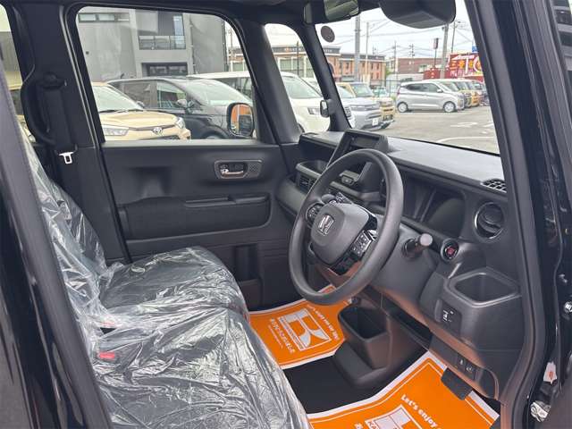 ホンダ Ｎ　ＢＯＸ カスタム ６６０ R7年 (近畿) 99