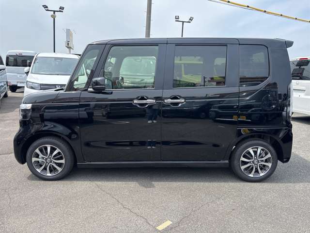 ホンダ Ｎ　ＢＯＸ カスタム ６６０ R7年 (近畿) 99