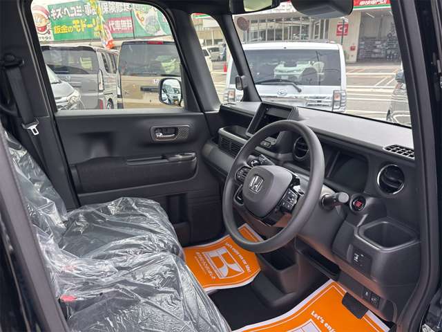 ホンダ Ｎ　ＢＯＸ カスタム ６６０ R7年 (近畿) 99