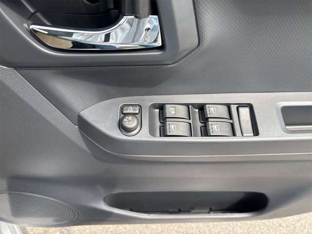 ダイハツ ミラ　イース ６６０ Ｘ ＳＡＩＩＩ R7年 (近畿) 99