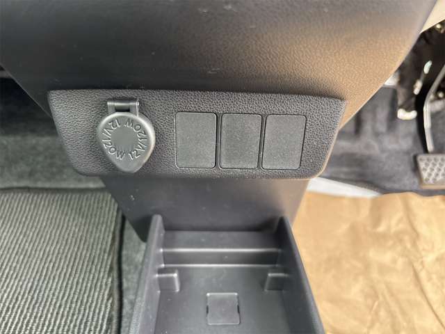 ダイハツ ミラ　イース ６６０ Ｘ ＳＡＩＩＩ R7年 (近畿) 99