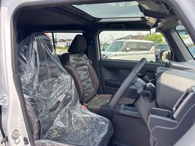 ダイハツ タフト ６６０ Ｇ ダーククロム ベンチャー R7年 (近畿) 99