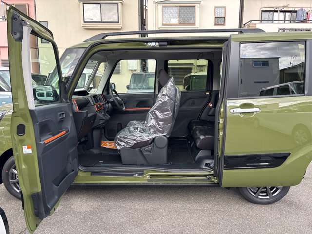 ダイハツ タント ６６０ ファンクロス R6年 (近畿) 99