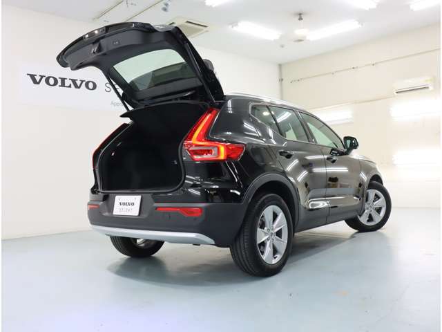 ボルボ ＸＣ４０ プラス　プロ　Ｂ３ R4年 (近畿) 99