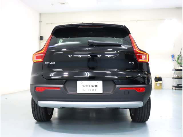 ボルボ ＸＣ４０ プラス　プロ　Ｂ３ R4年 (近畿) 99