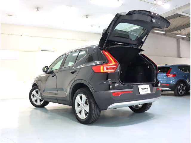 ボルボ ＸＣ４０ プラス　プロ　Ｂ３ R4年 (近畿) 99