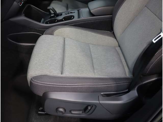 ボルボ ＸＣ４０ プラス　プロ　Ｂ３ R4年 (近畿) 99