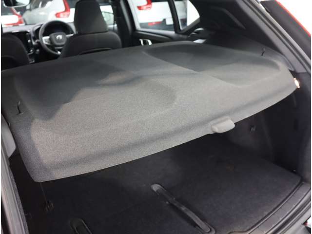 ボルボ ＸＣ４０ プラス　プロ　Ｂ３ R4年 (近畿) 99