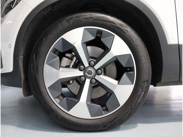 ボルボ ＸＣ４０ アルティメット Ｂ４ ＡＷＤ ４ＷＤ R4年 (近畿) 99