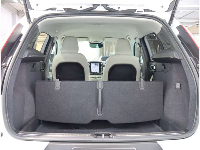 ボルボ ＸＣ４０ アルティメット Ｂ４ ＡＷＤ ４ＷＤ R4年 (近畿) 99