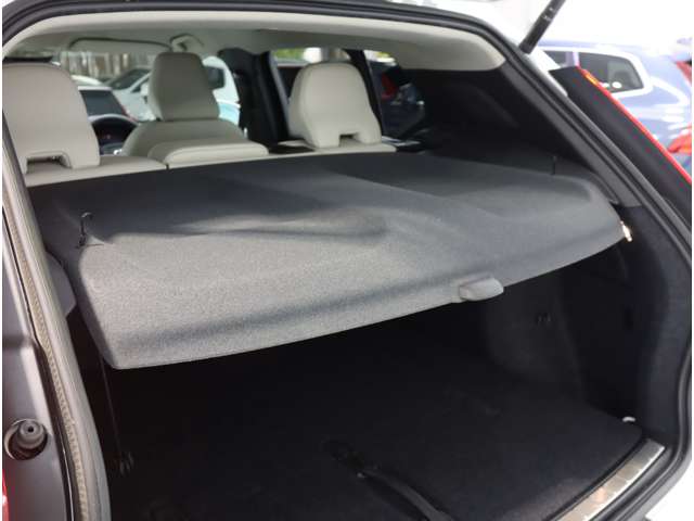 ボルボ ＸＣ４０ アルティメット Ｂ４ ＡＷＤ ４ＷＤ R4年 (近畿) 99