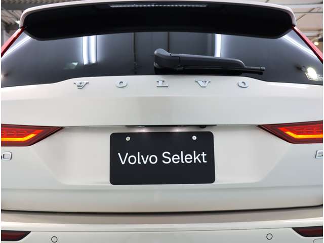 ボルボ Ｖ６０ アルティメット　Ｂ４ R4年 (近畿) 99