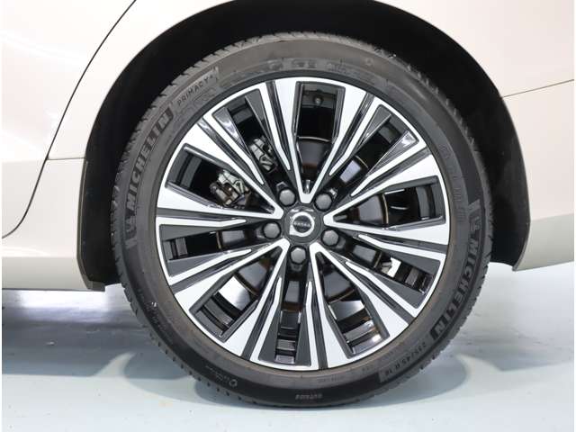 ボルボ Ｖ６０ アルティメット　Ｂ４ R4年 (近畿) 99