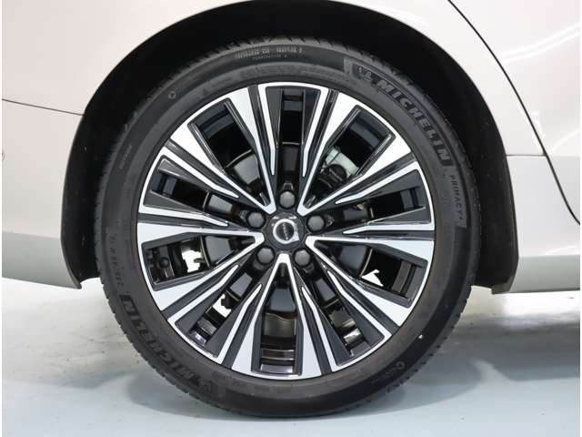 ボルボ Ｖ６０ アルティメット　Ｂ４ R4年 (近畿) 99