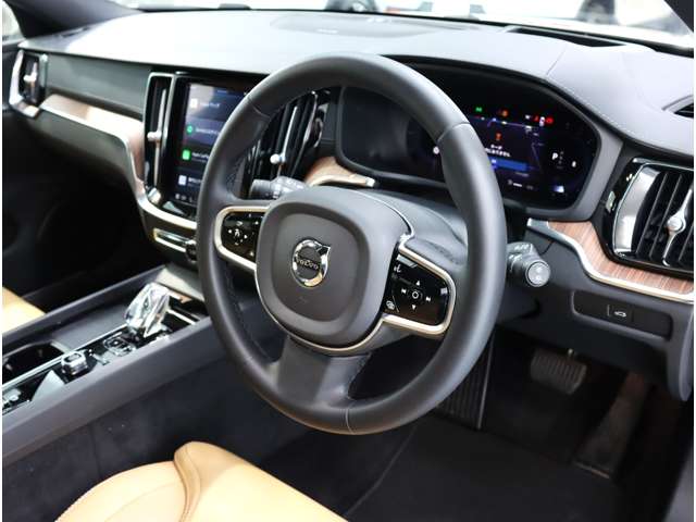 ボルボ Ｖ６０ アルティメット　Ｂ４ R4年 (近畿) 99