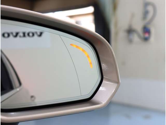 ボルボ Ｖ６０ アルティメット　Ｂ４ R4年 (近畿) 99