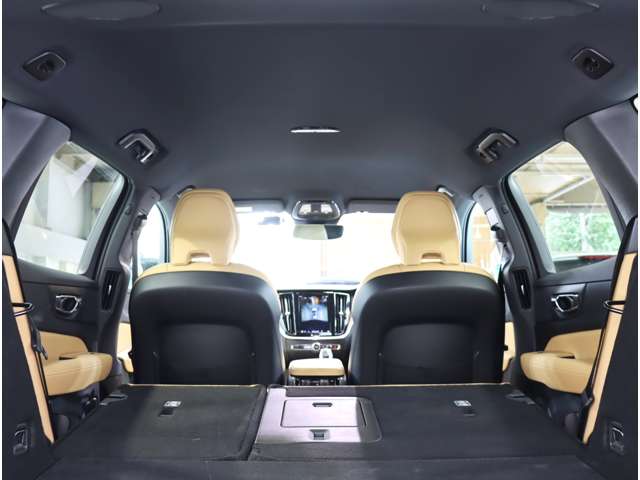 ボルボ Ｖ６０ アルティメット　Ｂ４ R4年 (近畿) 99