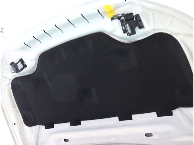 ボルボ ＸＣ４０ Ｔ４ ＡＷＤ Ｒデザイン ４ＷＤ R1年 (近畿) 99