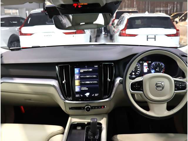 ボルボ Ｖ６０ Ｂ４　モメンタム R3年 (近畿) 99