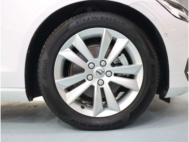 ボルボ Ｖ６０ Ｂ４　モメンタム R3年 (近畿) 99