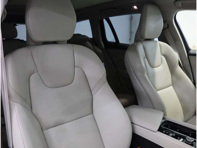 ボルボ Ｖ６０ Ｂ４　モメンタム R3年 (近畿) 99