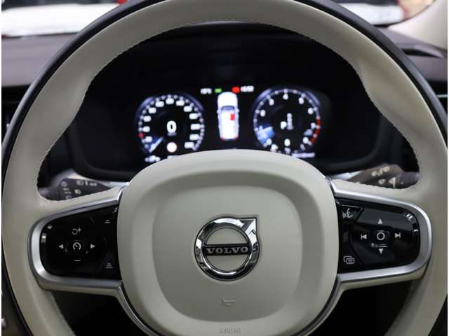 ボルボ Ｖ６０ Ｂ４　モメンタム R3年 (近畿) 99