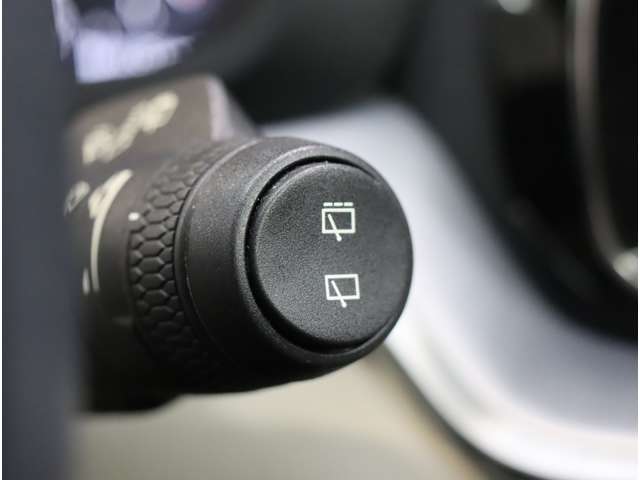 ボルボ Ｖ６０ Ｂ４　モメンタム R3年 (近畿) 99