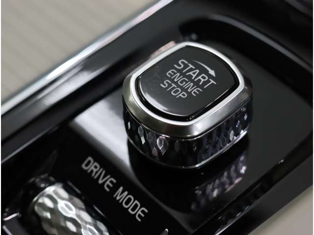 ボルボ Ｖ６０ Ｂ４　モメンタム R3年 (近畿) 99