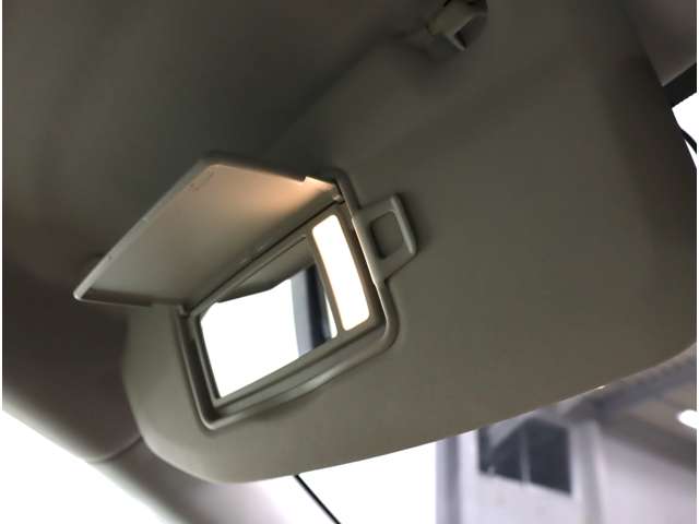 ボルボ Ｖ６０ Ｂ４　モメンタム R3年 (近畿) 99