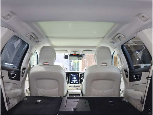 ボルボ Ｖ６０ Ｂ４　モメンタム R3年 (近畿) 99