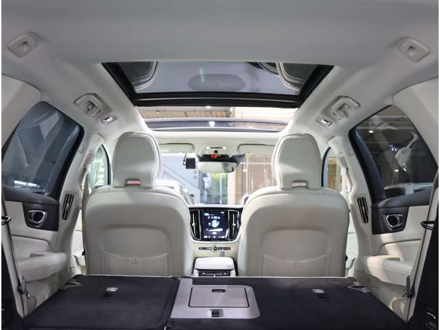 ボルボ Ｖ６０ Ｂ４　モメンタム R3年 (近畿) 99