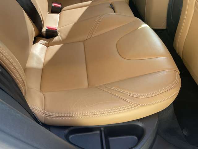 ボルボ Ｖ４０ Ｔ３　インスクリプション H30年 (東海) 99