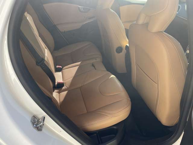 ボルボ Ｖ４０ Ｔ３　インスクリプション H30年 (東海) 99