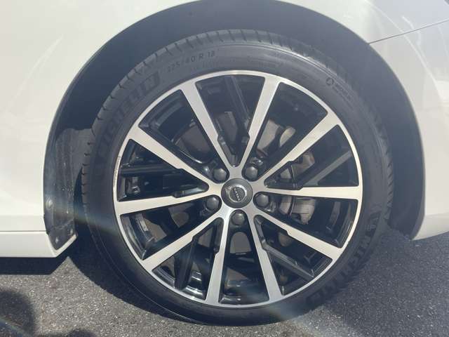 ボルボ Ｖ４０ Ｔ３　インスクリプション H30年 (東海) 99