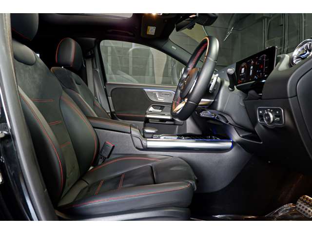 メルセデスベンツ ＧＬＡクラス ＧＬＡ２００ Ｄ ４マチック ＡＭＧラインパッケージ ディーゼルターボ ４ＷＤ R5年 (北海道) 99