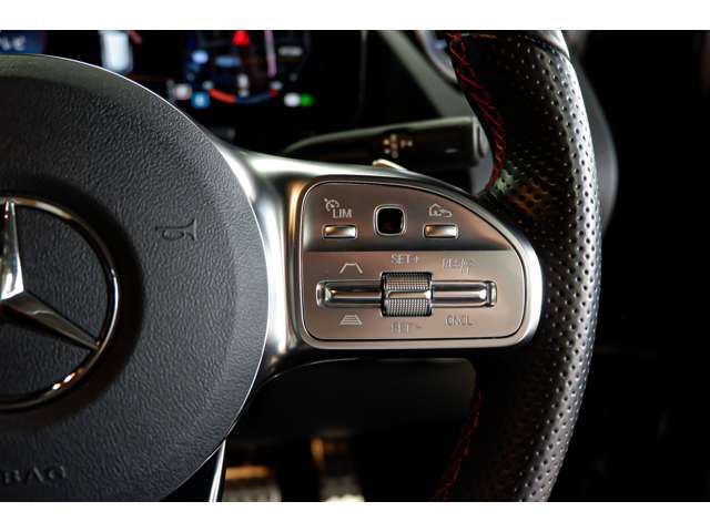 メルセデスベンツ ＧＬＡクラス ＧＬＡ２００ Ｄ ４マチック ＡＭＧラインパッケージ ディーゼルターボ ４ＷＤ R5年 (北海道) 99