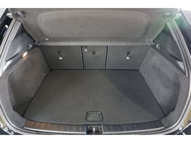 メルセデスベンツ ＧＬＡクラス ＧＬＡ２００ Ｄ ４マチック ＡＭＧラインパッケージ ディーゼルターボ ４ＷＤ R5年 (北海道) 99