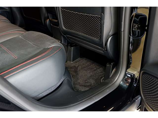 メルセデスベンツ ＧＬＡクラス ＧＬＡ２００ Ｄ ４マチック ＡＭＧラインパッケージ ディーゼルターボ ４ＷＤ R5年 (北海道) 99