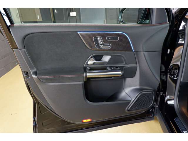 メルセデスベンツ ＧＬＡクラス ＧＬＡ２００ Ｄ ４マチック ＡＭＧラインパッケージ ディーゼルターボ ４ＷＤ R5年 (北海道) 99