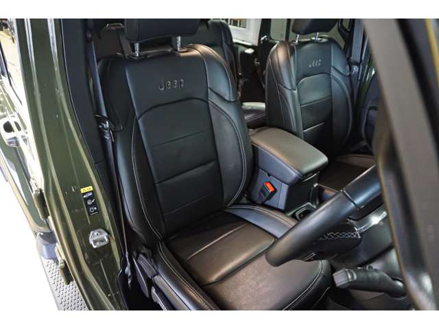 ジープ ラングラー　アンリミテッド アンリミテッド サハラ ２．０Ｌ ４ＷＤ R5年 (北海道) 99