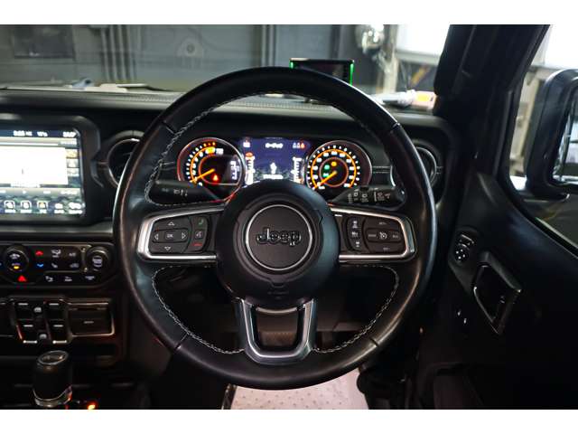 ジープ ラングラー　アンリミテッド アンリミテッド サハラ ２．０Ｌ ４ＷＤ R5年 (北海道) 99