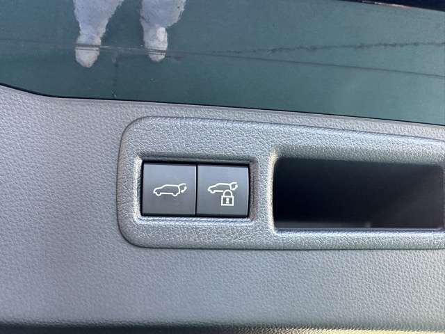 トヨタ ハリアー　ハイブリッド ２．５ ハイブリッド Ｚ レザーパッケージ R2年 (東海) 99