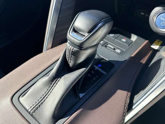 トヨタ ハリアー　ハイブリッド ２．５ ハイブリッド Ｚ レザーパッケージ R2年 (東海) 99