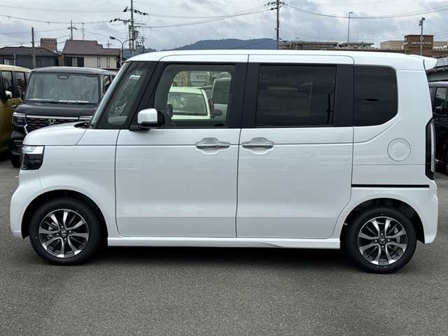 ホンダ Ｎ　ＢＯＸ カスタム ６６０ R7年 (近畿) 99